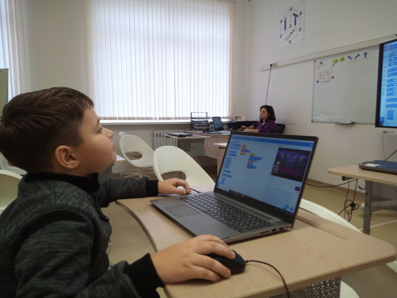 pDy4qg39QLT2T8dwaMVxfg6eTzCS4tB3ISIPof1Rp6zUF245JnGNfVSpCuC4TiDF EjGubSmP7TgxbMPn dUGFJe